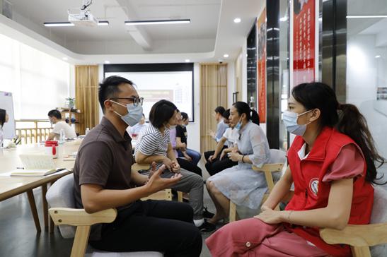 我為群眾辦實事馬巒街道常態化開展心理健康服務
